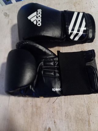 Equipación Kickboxing Adidas Poco Uso