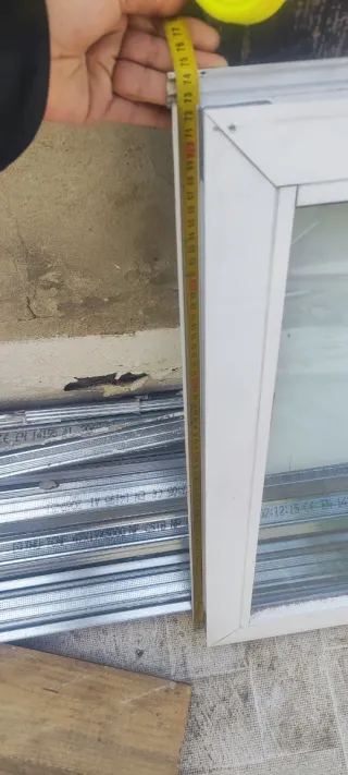 Puerta cristal y aluminio