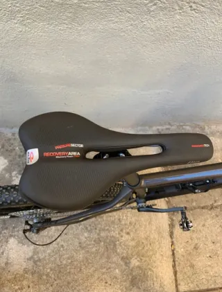 Bicicleta BH EXPERT 4.5