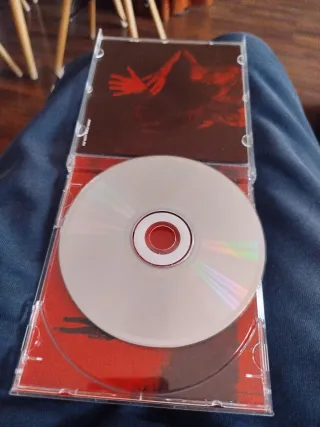 CD Mana. Amar es combatir.