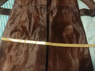 Abrigo de piel potro marrón,marca artico (Italia)