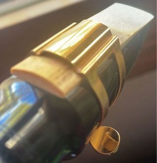 Abrazadera Saxo Alto Nueva