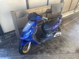 Aprilia Sonic 50cc Scooter