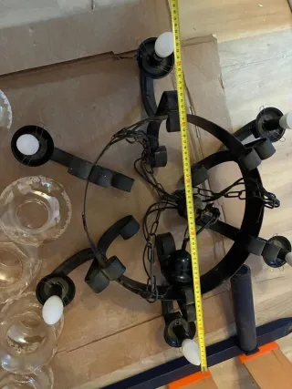 Lámpara de forja negra y cristal