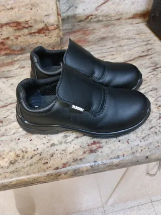 Zapato seguridad puntera de hierro