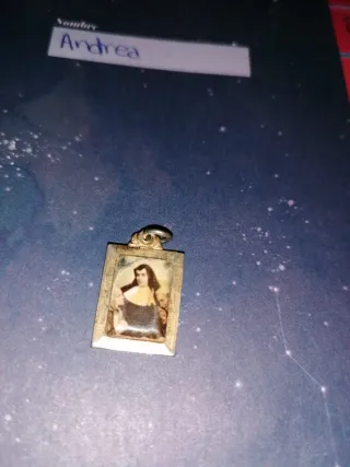 Marco de fotos dorado religioso y + pregunta