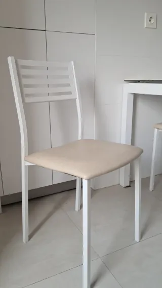 Mesa y 5 Sillas Cocina Porcelana