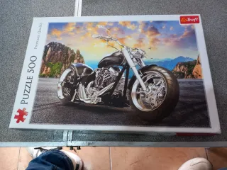 Dos Puzzles de 500 piezas Moto Custom y clementon