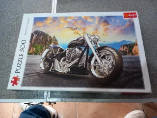 Dos Puzzles de 500 piezas Moto Custom y clementon
