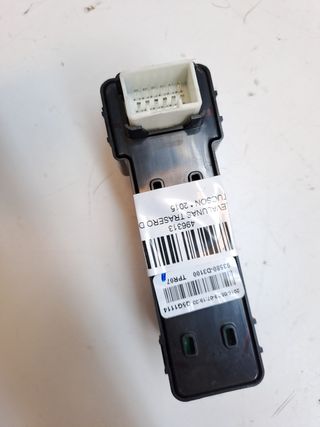 MANDO ELEVALUNAS TRASERO DERECHO HYUNDAI TUCSON (2)