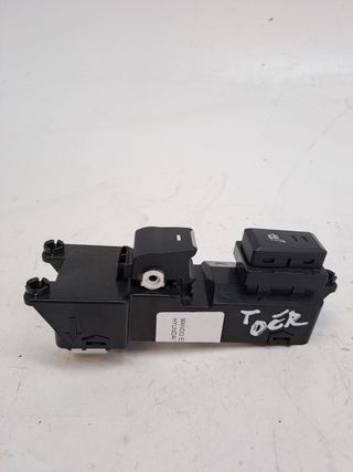 MANDO ELEVALUNAS TRASERO DERECHO HYUNDAI TUCSON (2)