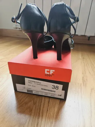 Scarpe col tacco Lodi nere da donna