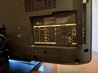 Sony Bravia KDL-40S4000 TV