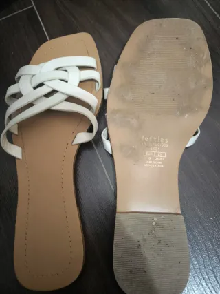 Sandalias planas Lefties blancas