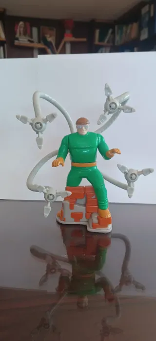 Uovo Kinder Spiderman Dr. Octopus