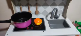 Cocinita de madera para niños