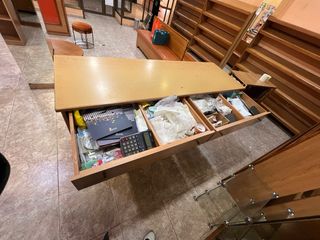 Mostrador armario madera y cristal