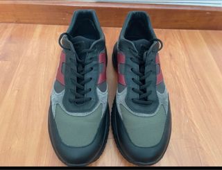 Zapatillas Hogan Negras y Verde Oliva