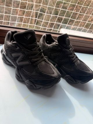 New Balance 9060 Negro Talla 38
