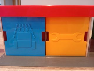 Parking de juguete con grua Ikea