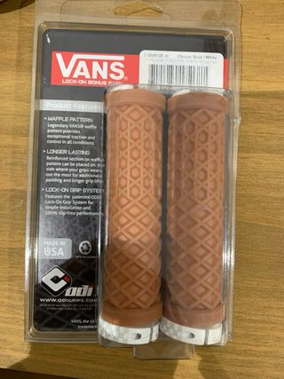 Puños ODI Vans Marrones