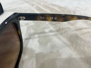 Ray Ban RB4420 710/13 calibre 65