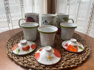 Taza de té con filtro y tapa