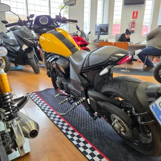 LEONART PILDER Euro 4 (+DE 15cv) 2020 - 5 mil km