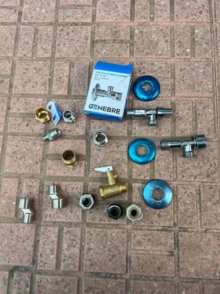 Lote Fontanería: Válvulas y Conexiones