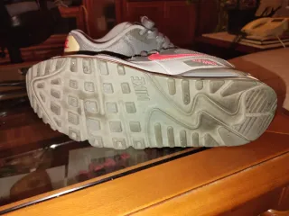 Zapatillas Nike Air Max Gris y Rosa