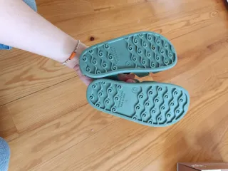 Cangrejera respetuosa Igor Verdes Talla 26