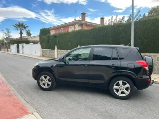 Toyota RAV4 2009