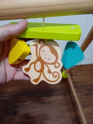 Arco de juegos para bebé de madera