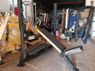 Press superior Hammer Strength