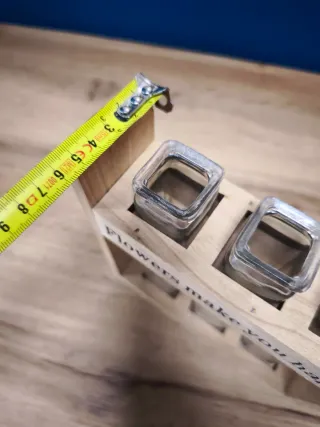 Porta fiori in legno e vetro