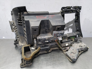 GUANTERA PEUGEOT 3008 9H05