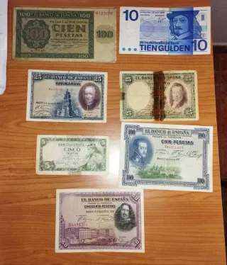 Billetes antiguos pesetas 5, 25, 50, 100