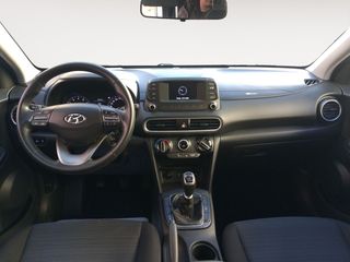 Hyundai Kona Essence 2WD