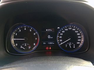 Hyundai Kona Essence 2WD