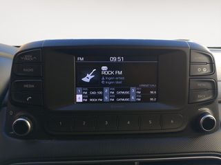 Hyundai Kona Essence 2WD