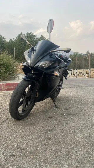 Yamaha YZF-R 125, acepto cambio por bici eléctrica