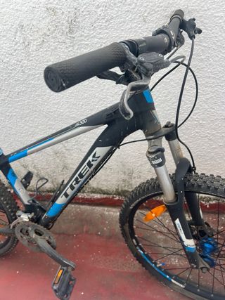 Bicicleta Montaña Trek AL300 Precio negociable.