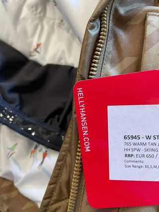 Conjunto 1150€ Helly Hansen Pie de Gallo Talla M