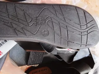 Lote 20 sandalias Gezer hombre