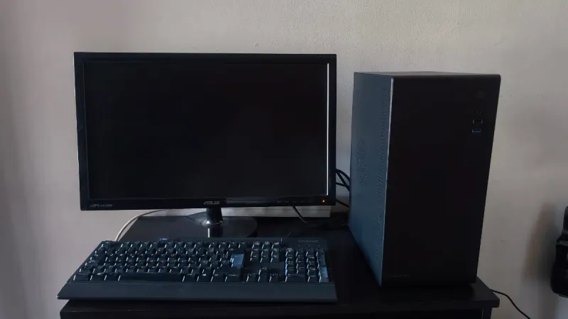 PC Sobremesa Windows 11- Perfecto Estado