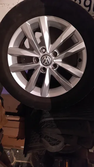 2 Llantas Touran R16