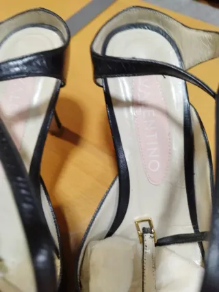 Zapatos de tacón elegantes negros