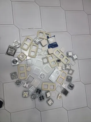 Accesorios eléctricos varios