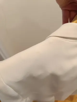 Traje Vila color crema talla 38-40