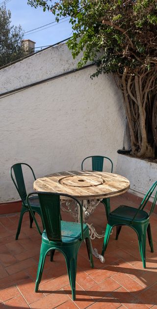 Mesa exterior rústica